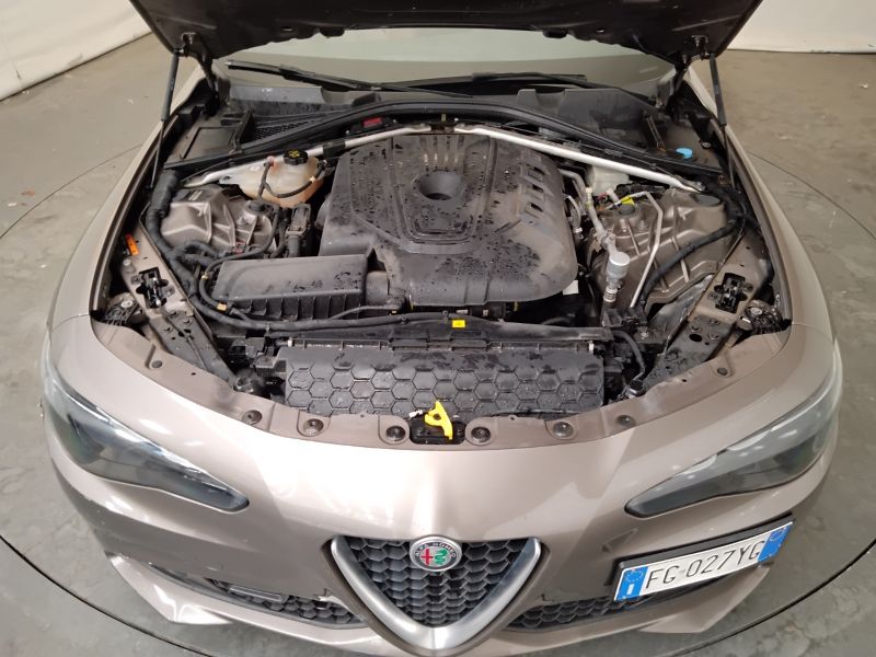 GuidiCar - ALFA ROMEO Giulia 2016 Giulia 2.2 t Super 180cv Usato